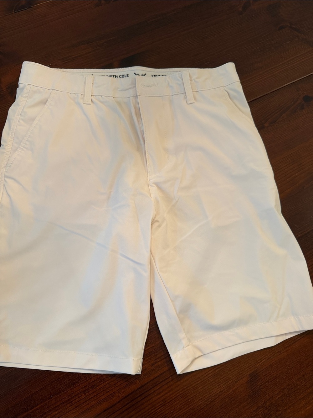Kenneth Cole Men's White Flat-Front Shorts